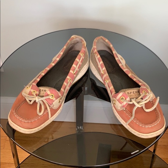 sperry boat shoes wide width